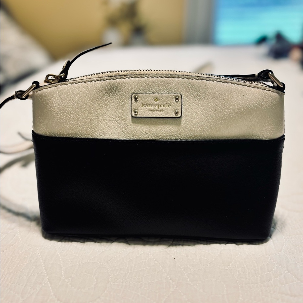 Kate Spade Grove Street Millie Black and Cream Crossbody Bag